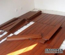 <b>实木地板选材铺设不当引杏耀注册起的常见病的</b>